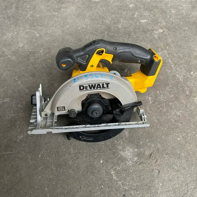 DEWALT DCS391 20VOLT 165MM CIRCULAR SAW (USED)