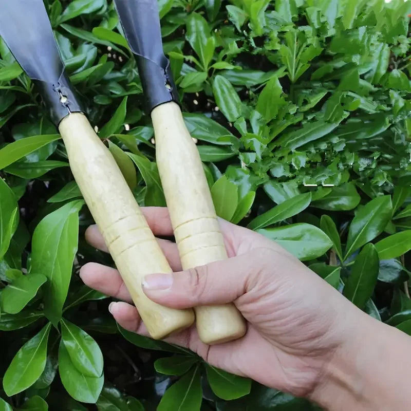 Multifunctional Garden Shovel Tool